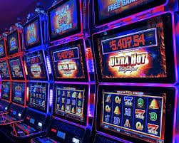 Tampilan antarmuka budi4d pada perangkat mobile dengan game olahraga dan slot online